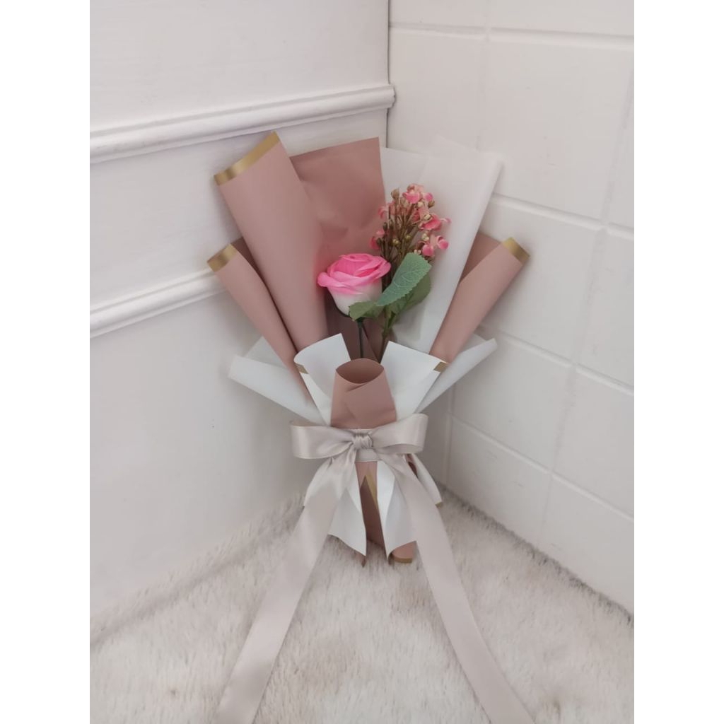 Amanta Segar | Buket Bunga Ouzora Bouquet Flowers Buket Bunga Artificial Buket Bunga Wisuda Buket Ar