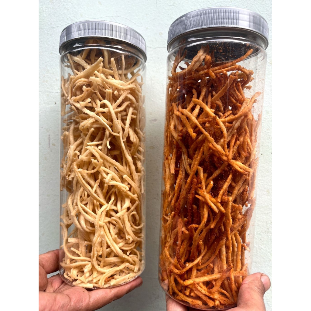 

sistik cistik stik kemasan toples 1500ml extra pedas dan originall lezat gurih bumbu melimpah