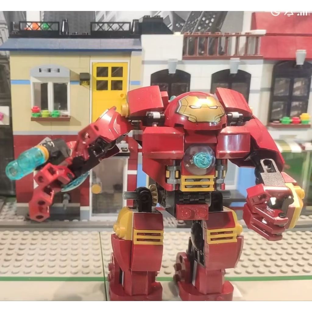 LEGO MARVEL HULKBUSTER from The Hulkbuster Smash Set 2015 LIMITED