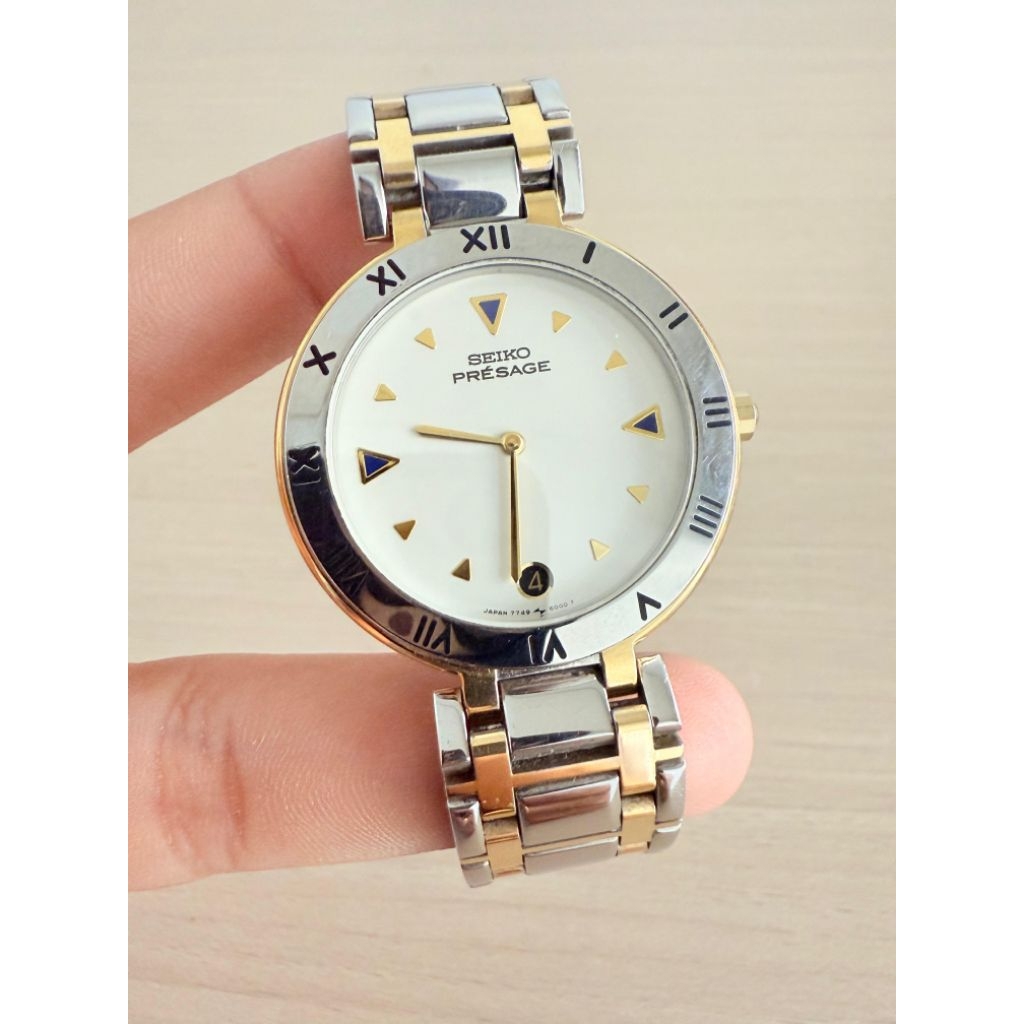 Jam Tangan Seiko Presage Cewek Elegan - Kombinasi Emas & Silver - Roman Index