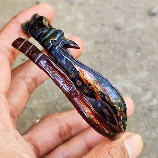 Gelang akar bahar merah ukir kujang 100% original / gelang akar bahar asli