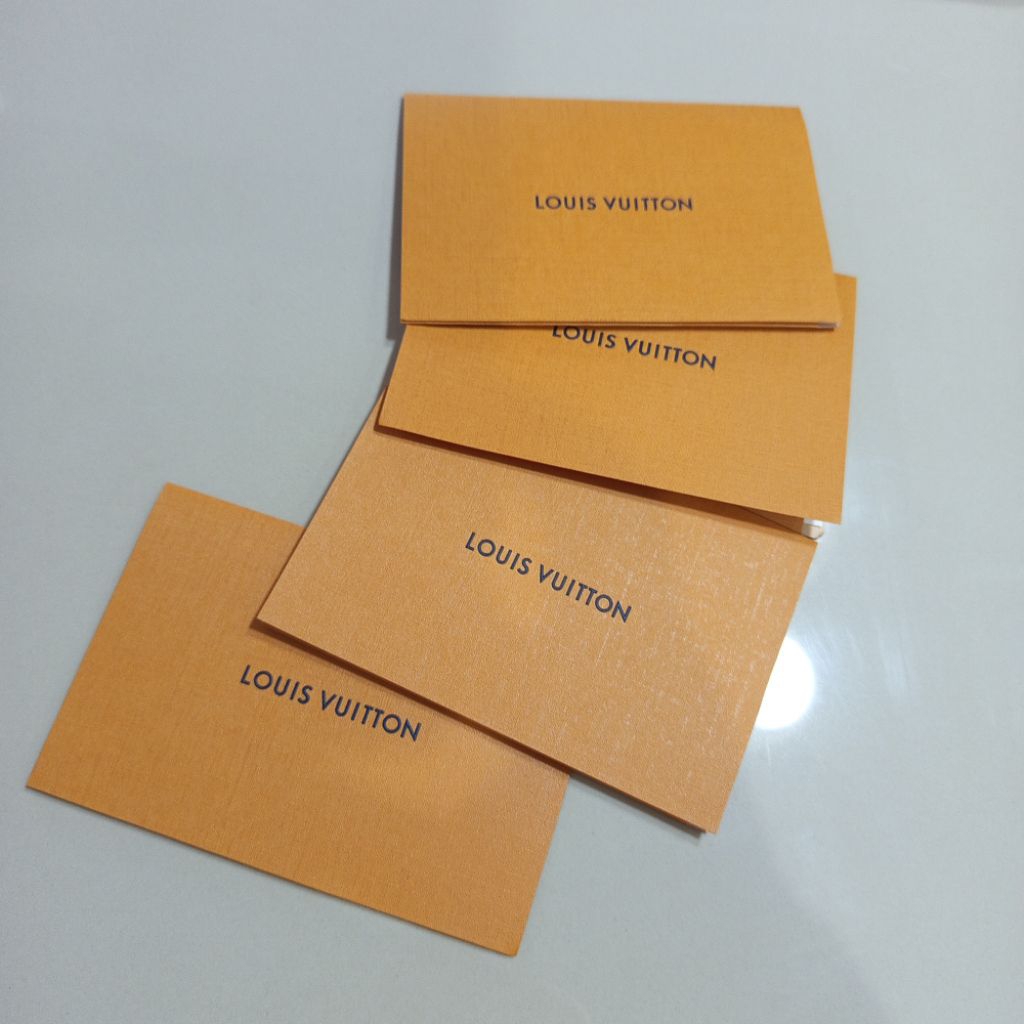 

LV envelope original