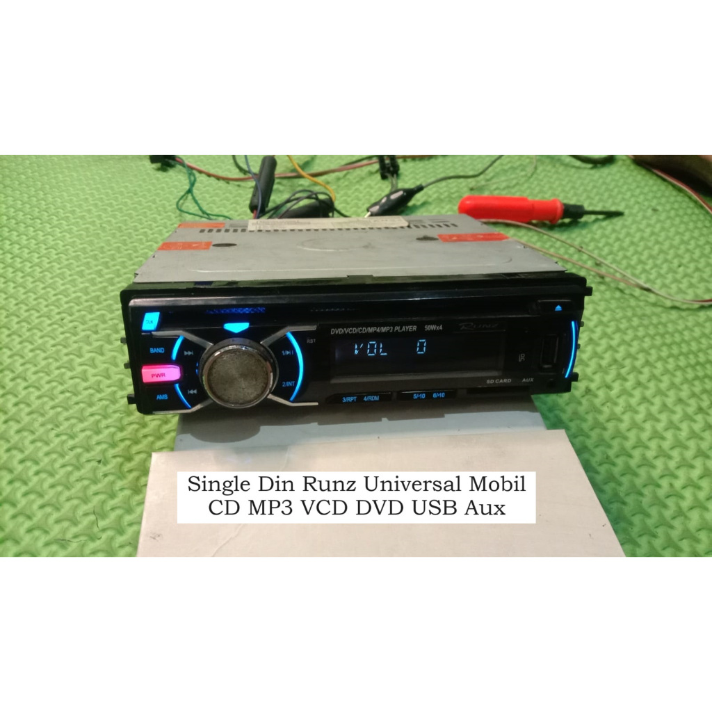 Single Din Radio Mobil Head Unit Runz | CD MP3 DVD VCD USB AUX | Dengan Soket | Kondisi Bekas Normal