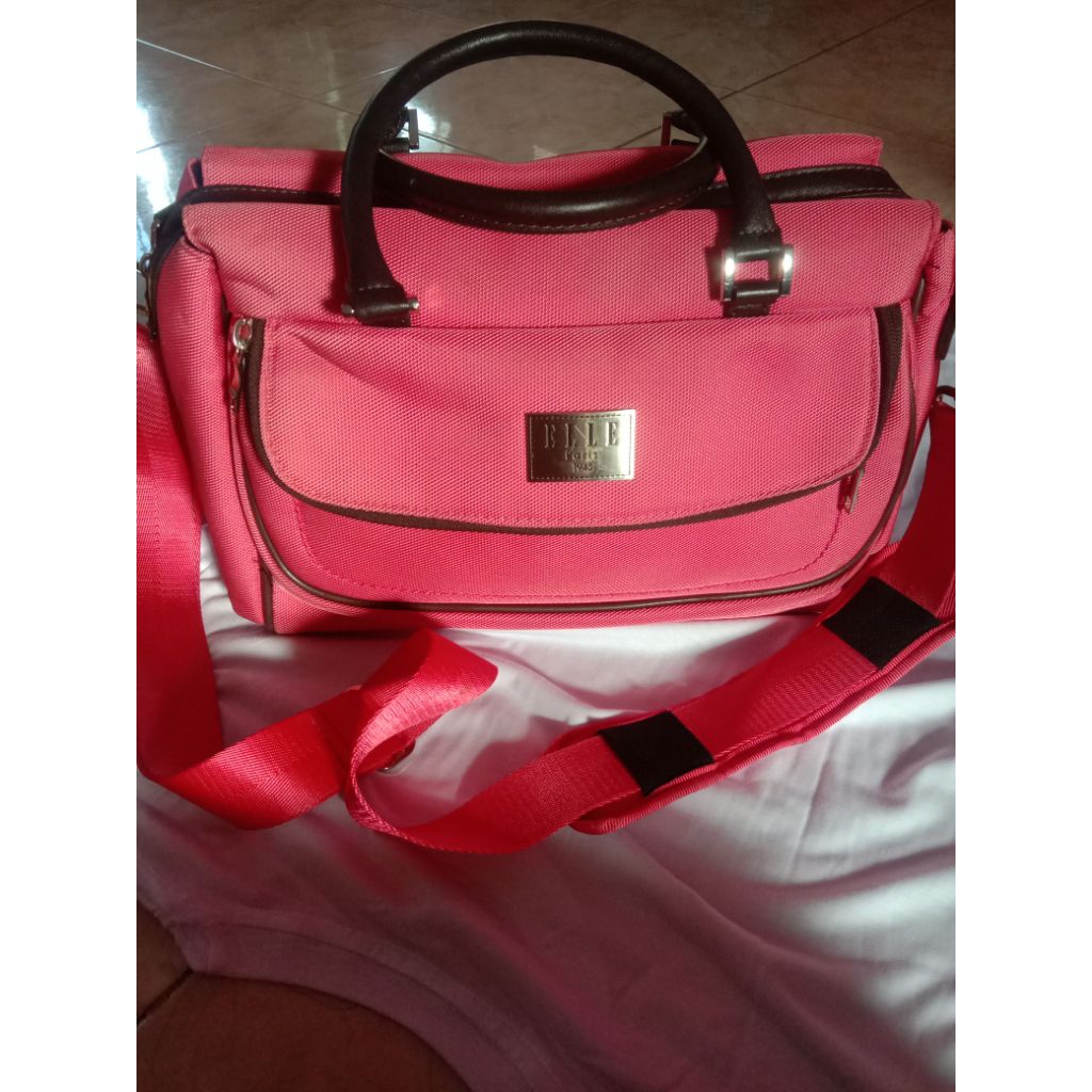 tas wanita pink