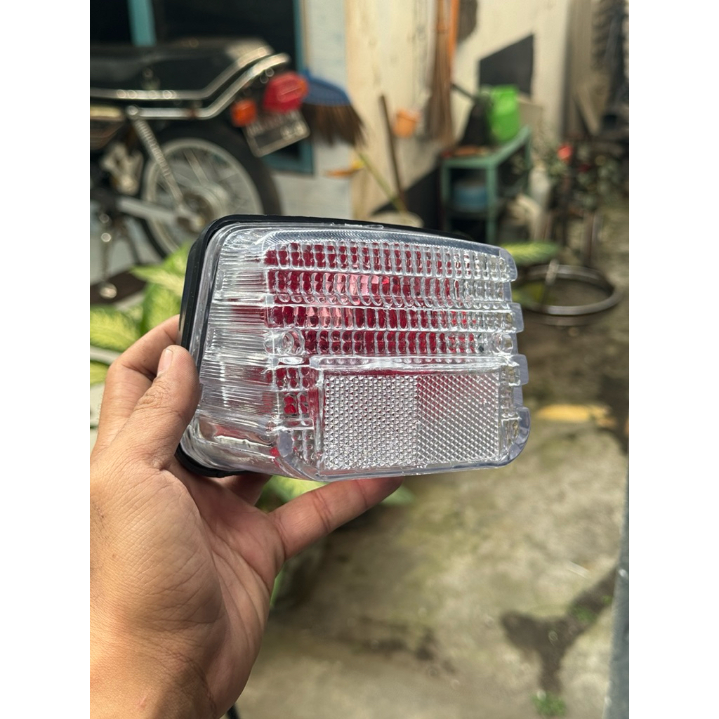 (Bisa cod) Mika lampu belakang gl100 mika stoplamp gl100 win supercup mika lampu belakang bening gl1
