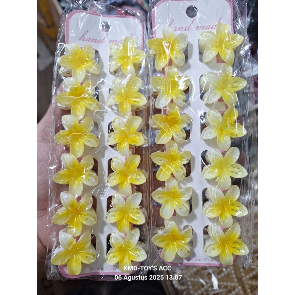 

(ISI 12 PCS) JEPIT RAMBUT BUNGA KAMBOJA PUTIH 3 CM