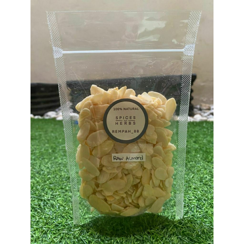 

Almond Slice Raw 1kg 500gr 250gr / Keping Almond Iris Mentah