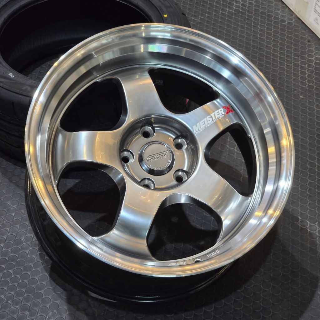 velg racing WORK MEISTER R18 LEBAR 9 ET 28 velg mobil r18 velg racing ring 18 mobil untuk Innova ERT