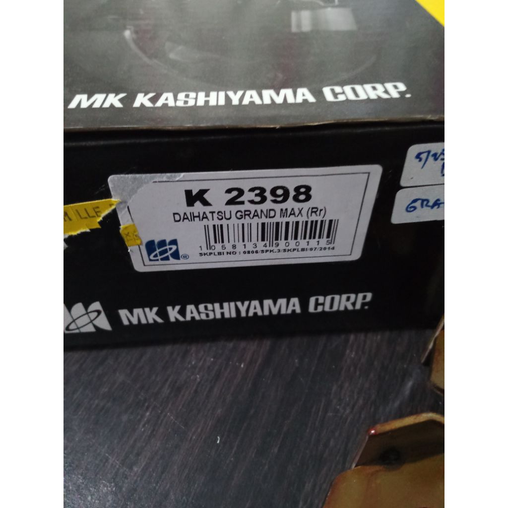 Kampas Rem Belakang Daihatsu Grand Max MK Kashiyama K 2398