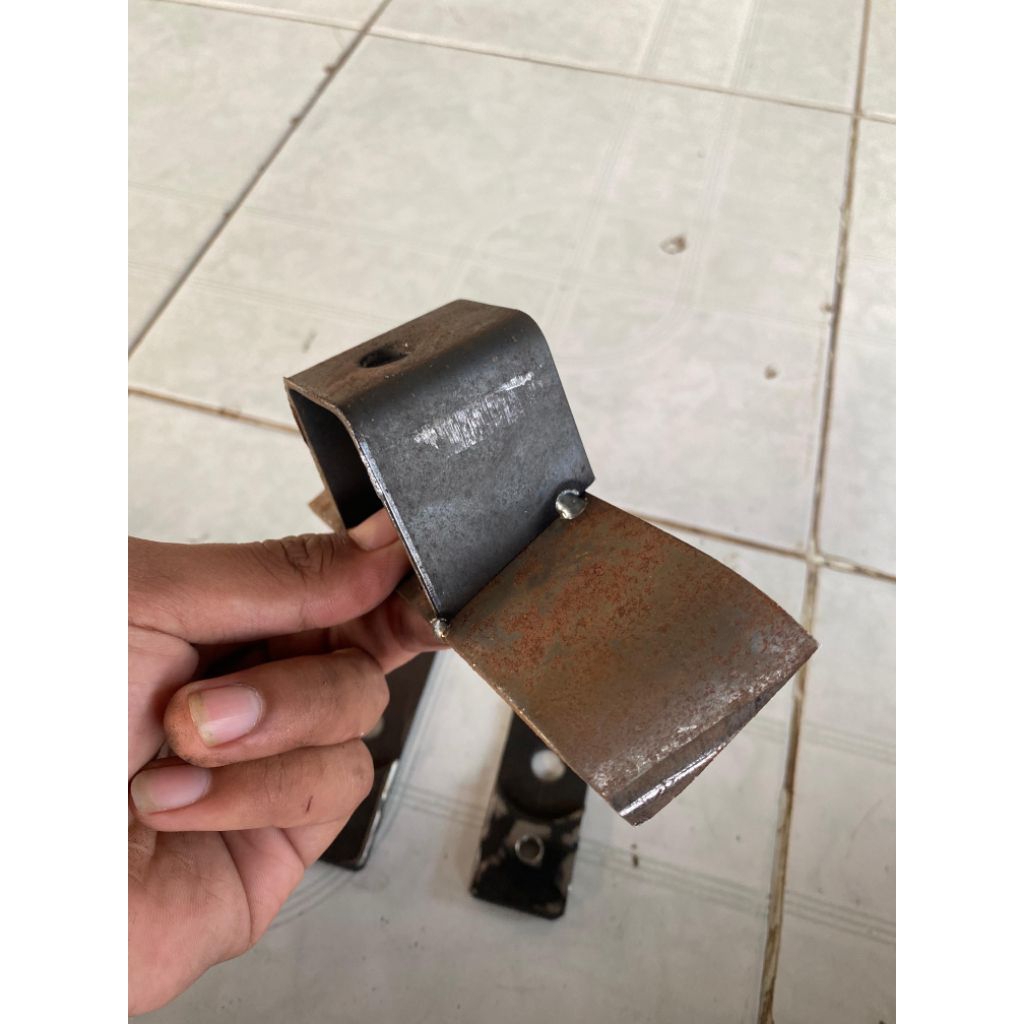 SAMBUNGAN BUNTUTAN RANGKA HONDA GL 100 GL100 PNP RANGKA CB DUA BODY SET PANGKON TANGKI GL 100 MODEL 