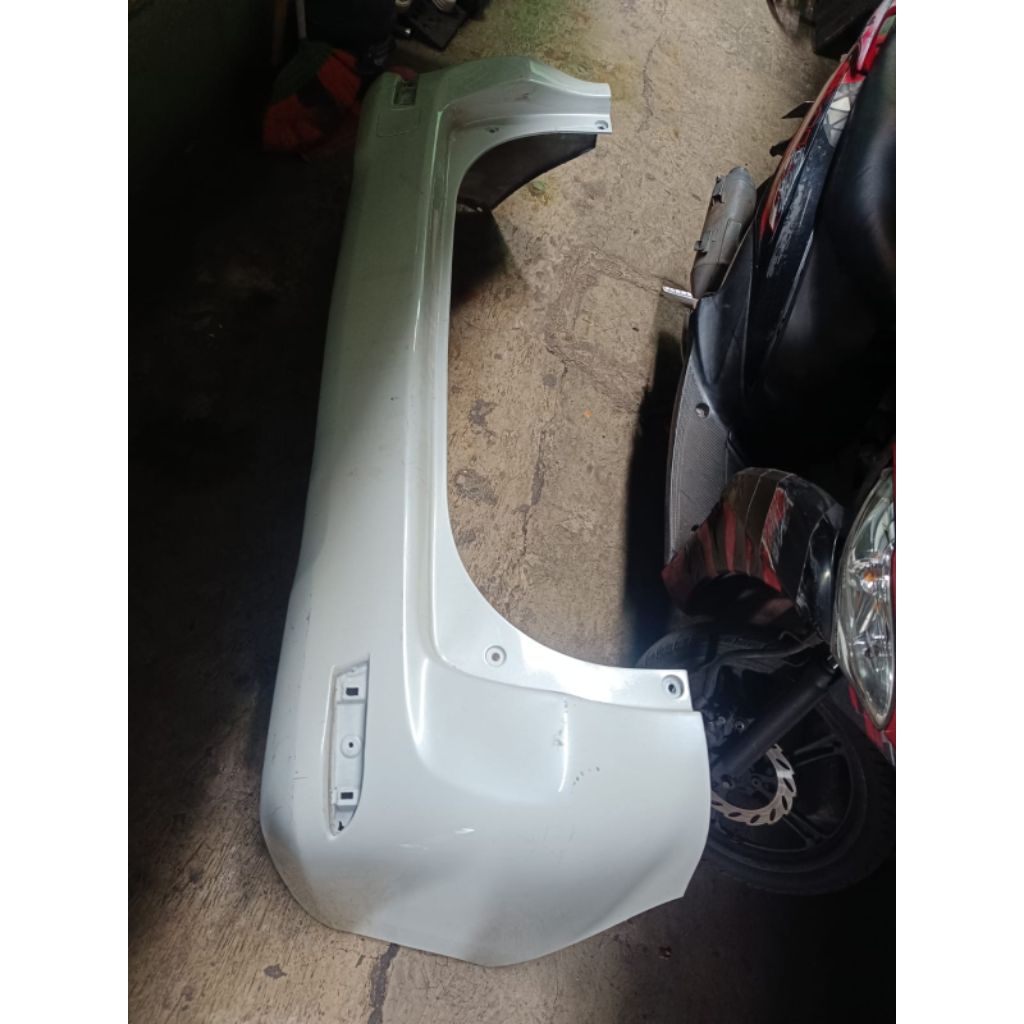 Bemper Belakang Toyota Avanza / Xenia 2012 - 2018 Original