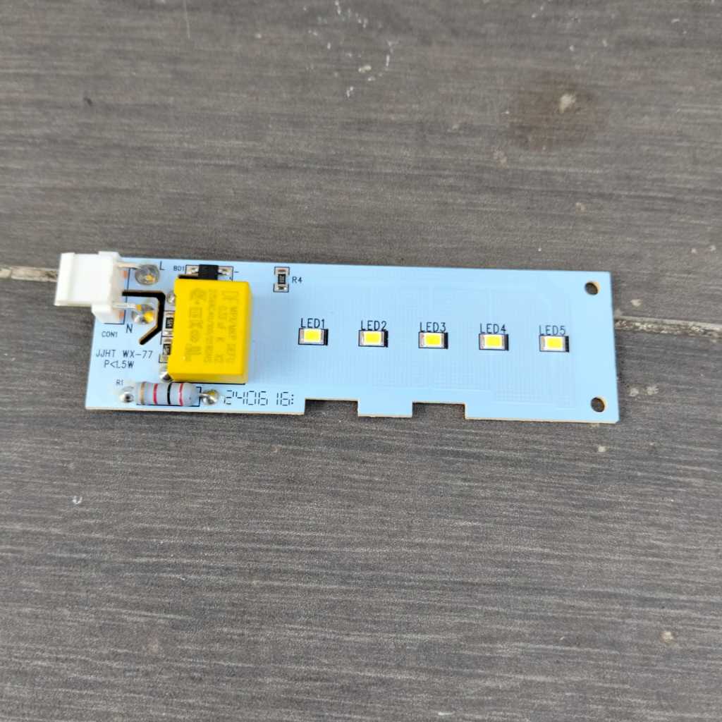 Lampu LED Kulkas 2 Pintu Sanyo AQUA