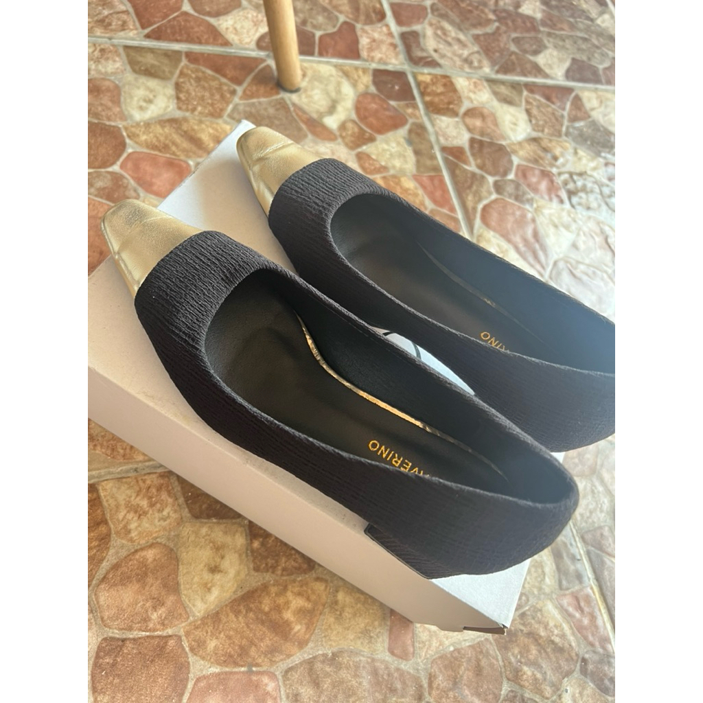 Gio Saverino_Sepatu heels wanita