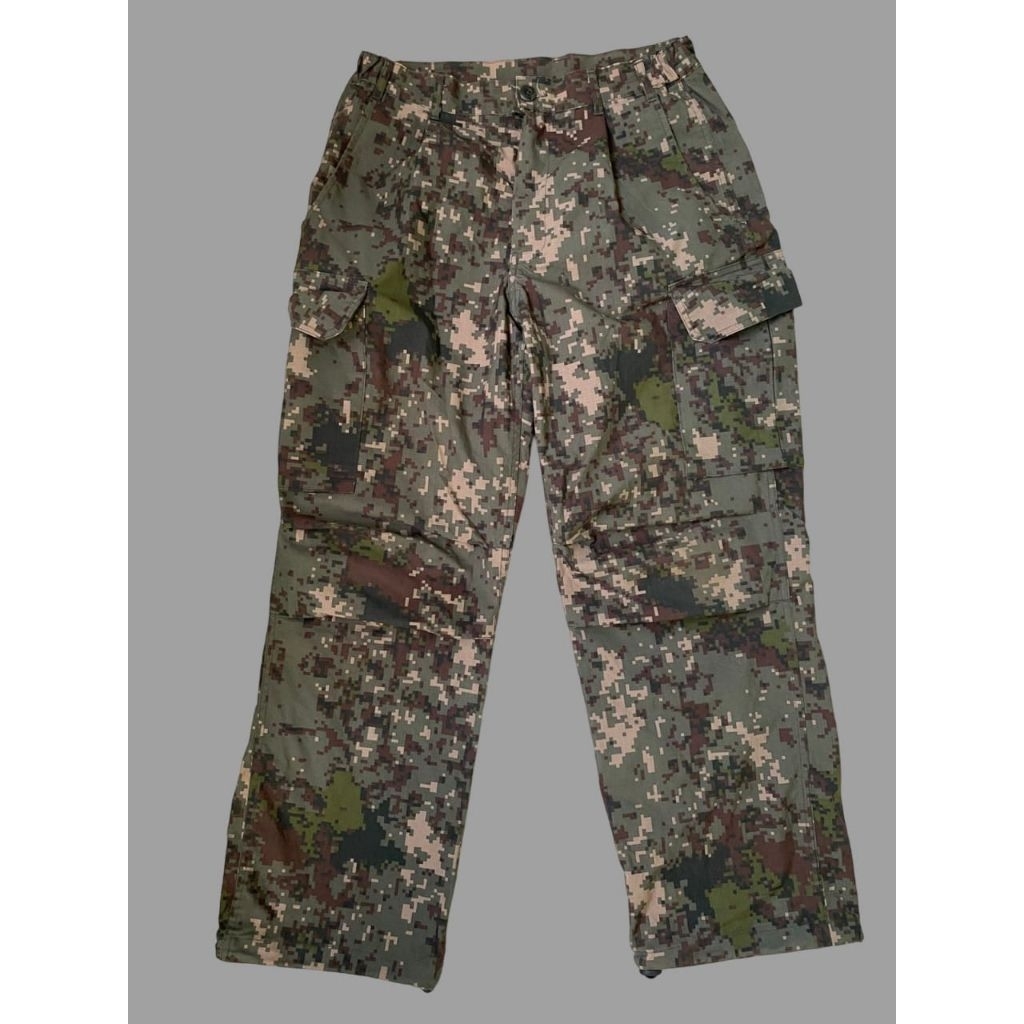 Celana Kargo Trousers Camo Loreng Digital Granit ROKA Korea Army Like New (56)