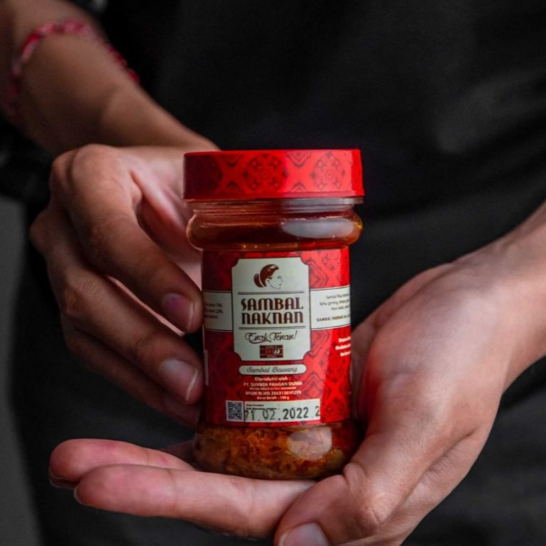 

Sambal Bawang Pedas Level 3 (140 Gram) – HALAL BPOM ORIGINAL NAKNAN