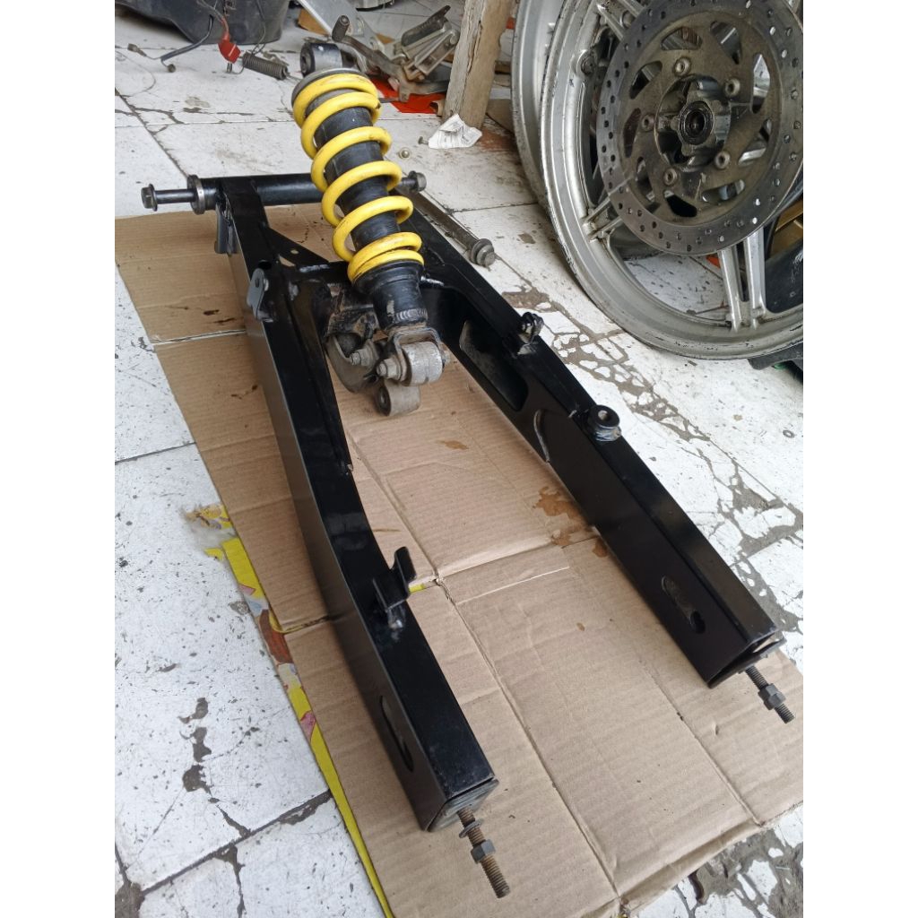 Sasis Arm Seat Monoshock Motor Vixion Nvl Nva Pnp Vixion Old Original Copotan