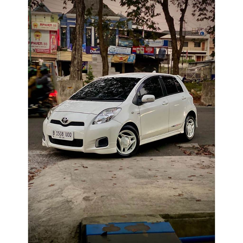 paket clasic velg hsr telu ring 16 plus ban accelera 195 50 r16 untuk mobil yaris jazz sigra ayla
