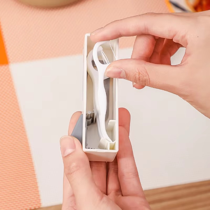 LBX Kotak Tempat Simpan Penyimpanan Box Dental Floss Benang Gigi Geser Pembersih Sela Selah Plak Tusuk Busur Benang Gigi isi 1 box 10 piece pcs Slim Portable Automatis Automatic Pop Up Dental Flosser Storage Box Tooth Cleaning Oral Hygiene Care Travel