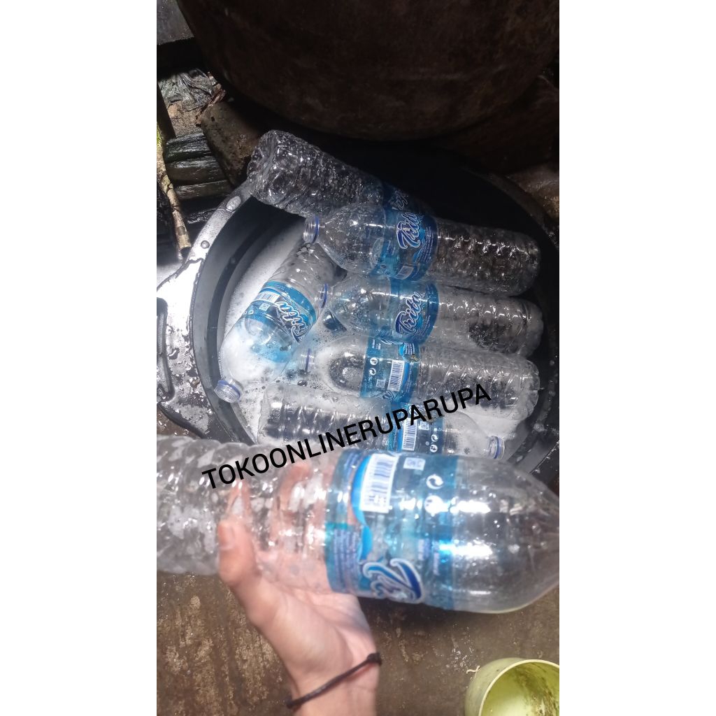 

botol besar mineral bekas bersih