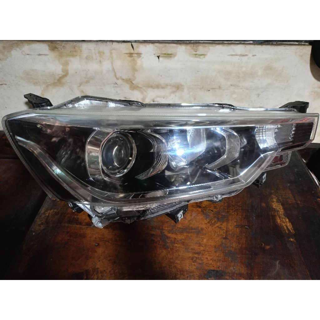 headlamp/lampudepanSuzukiErtiga