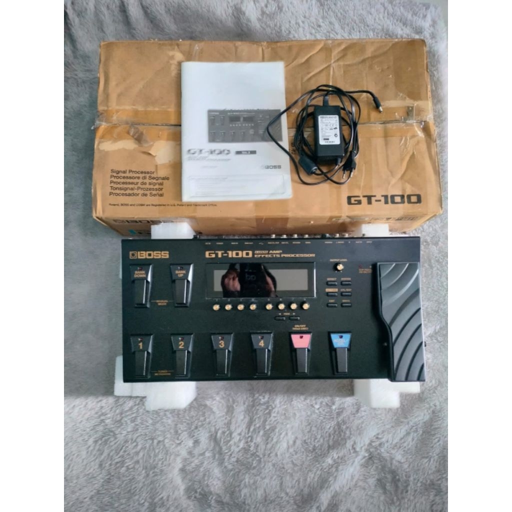 Efek Boss GT -100 versi 2