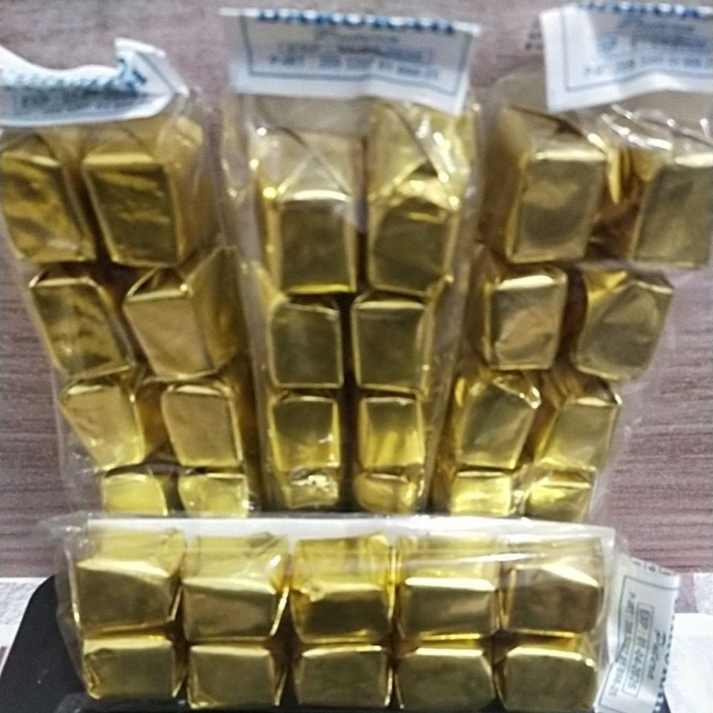 

Cokelat Piramid Barokah isi 10