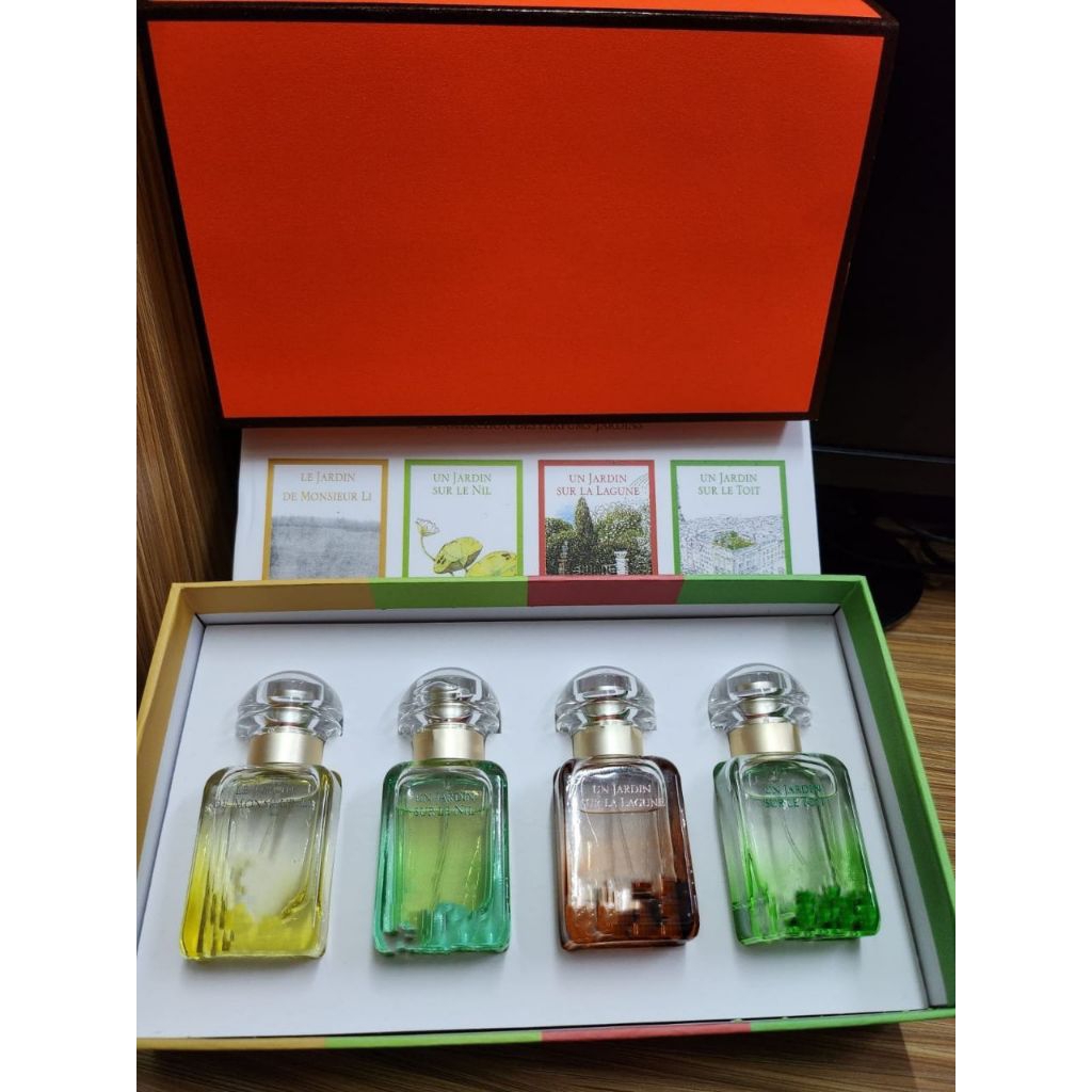 

HEMES SET ISI 4 BOX OREN