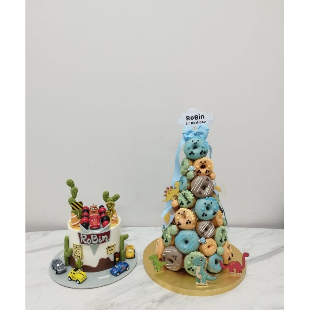 

DONAT TOWER BIRTHDAY ULTAH