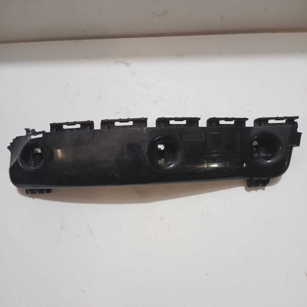 Breket Bemper Depan Mobil Avanza Xenia 2022 UP Original Best Seller 1pcs kiri LH