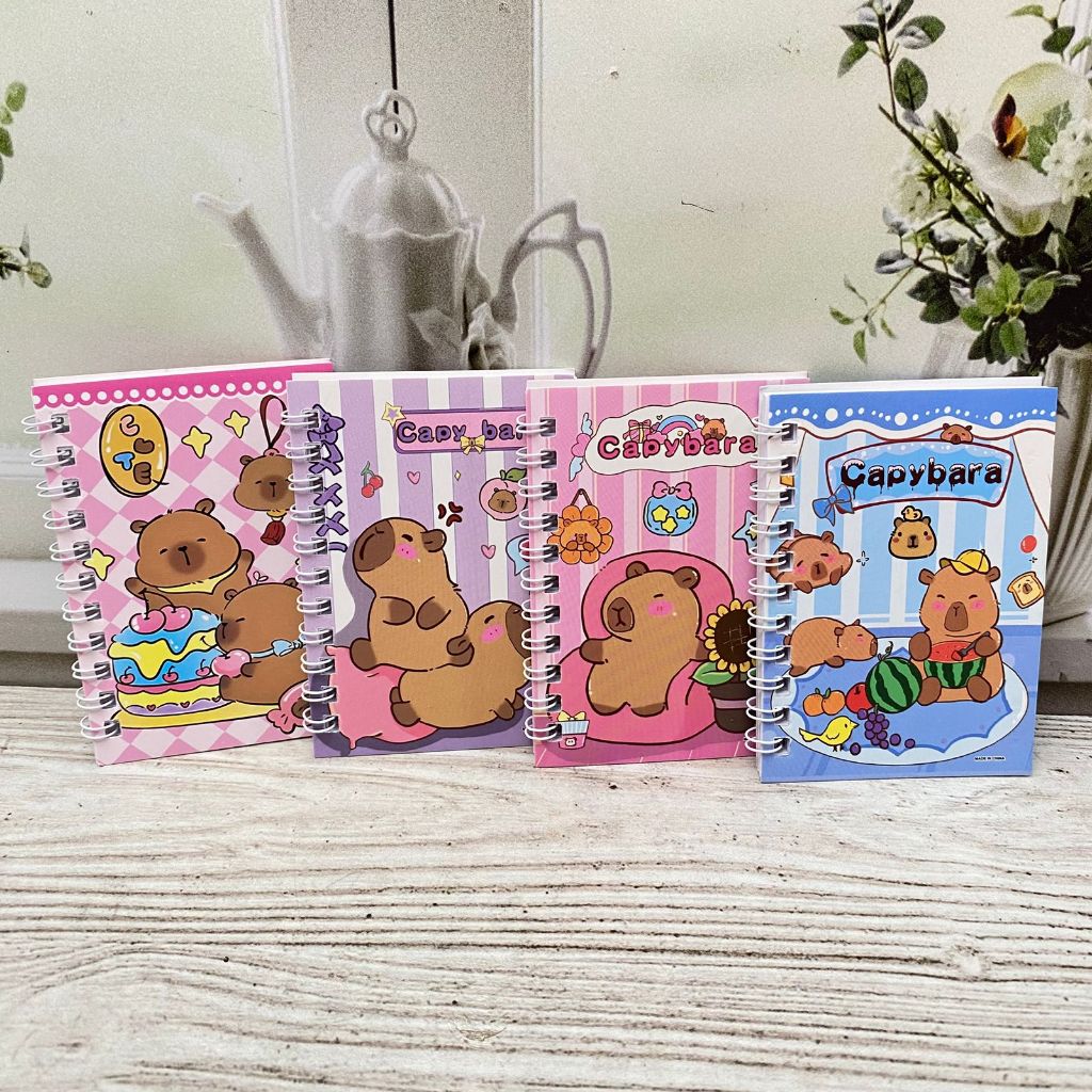 

BUKU BINDER SPIRAL A7 CAPYBARA 1 RENCENG ISI 4 PCS BUKU TULIS KEBUTUHAN ANAK SEOLAH BUKU LUCU IMUT IMPORT TERMURA NOTEBOOK
