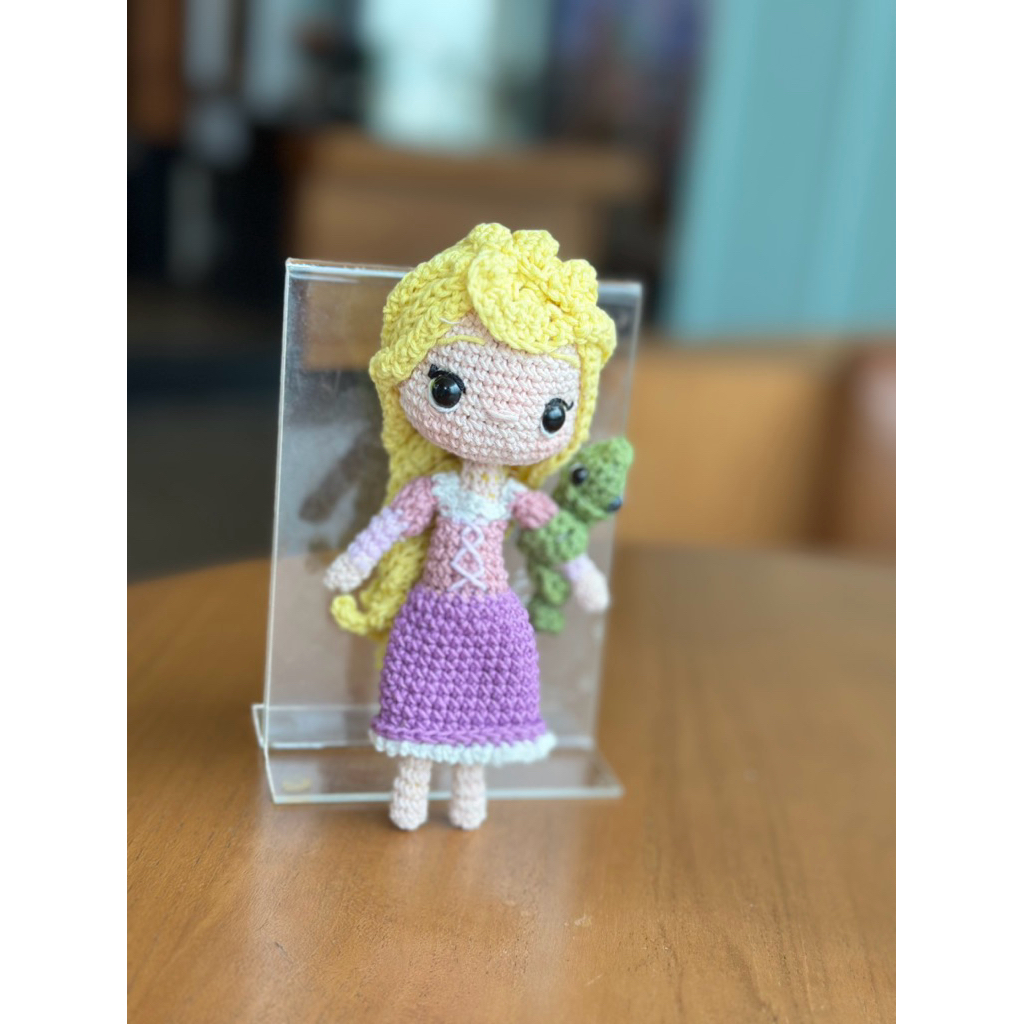 boneka rajut princess rapunzel disney
