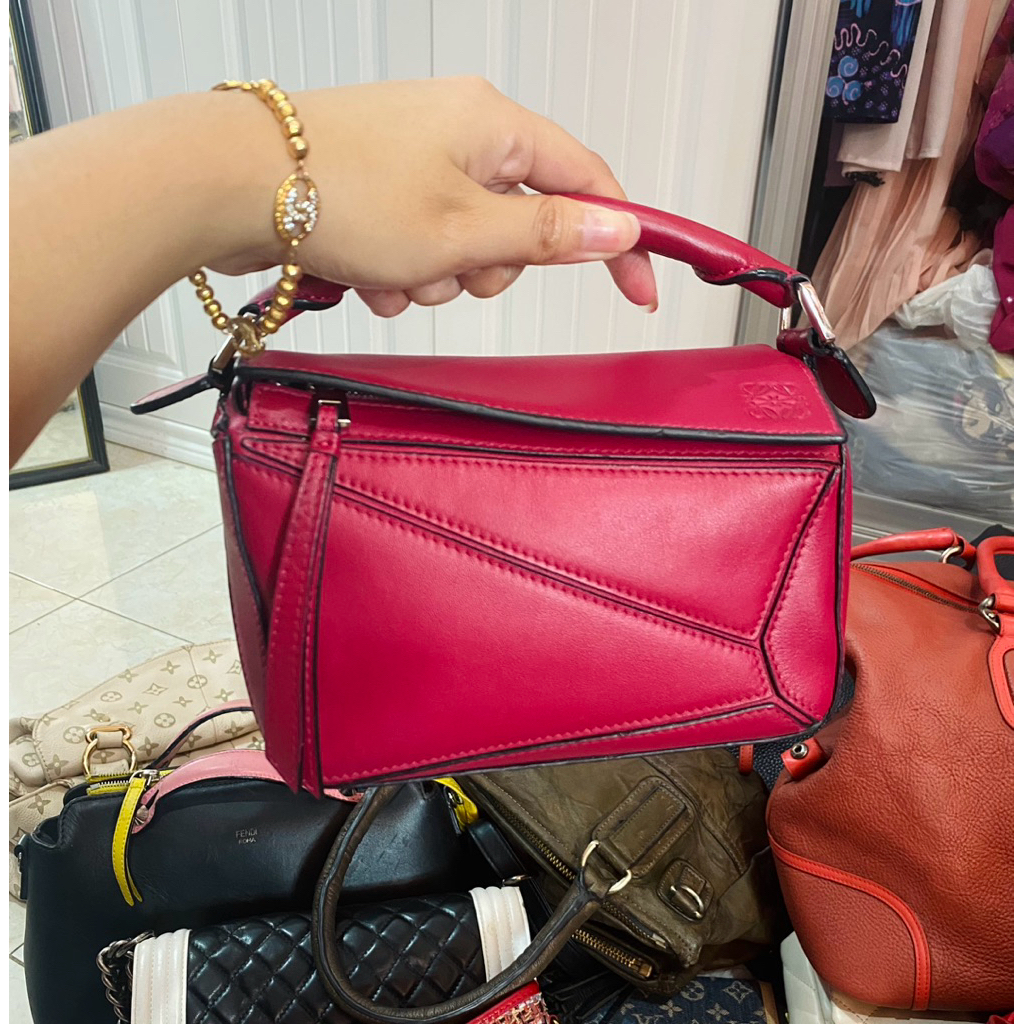 tas l* ewe preloved puzzle