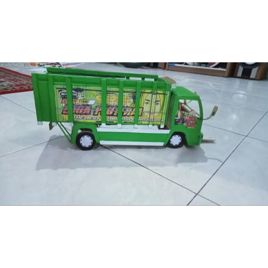 jual miniatur truk oleng model truk center bahan triplek 3mm