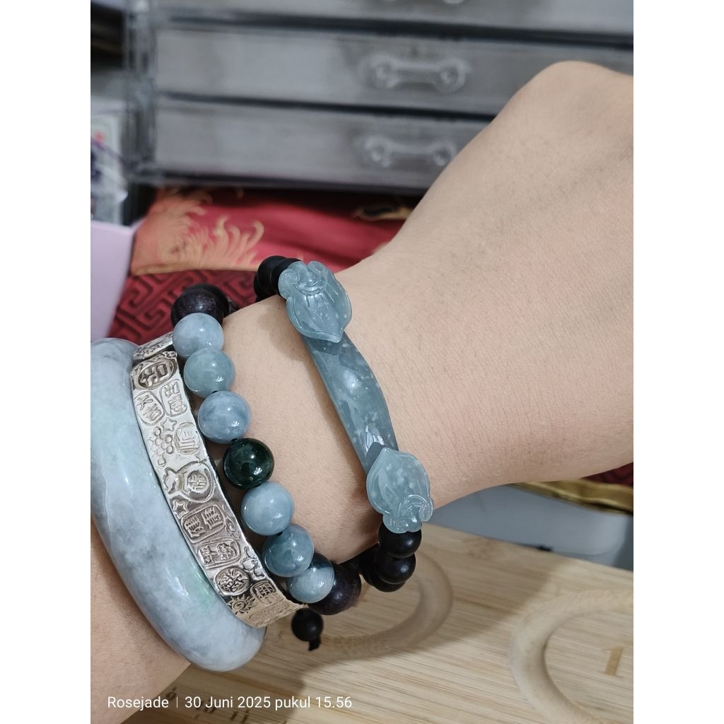 Gelang Giok Burma Bluish Lavender Ruyi Half Bangle bersertifikat