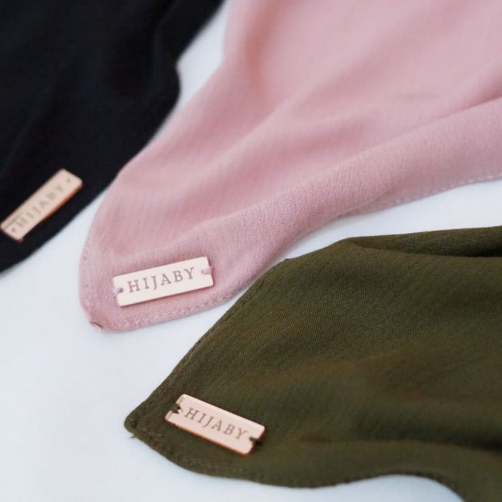 

(100pcs) label hijab akrilik gold