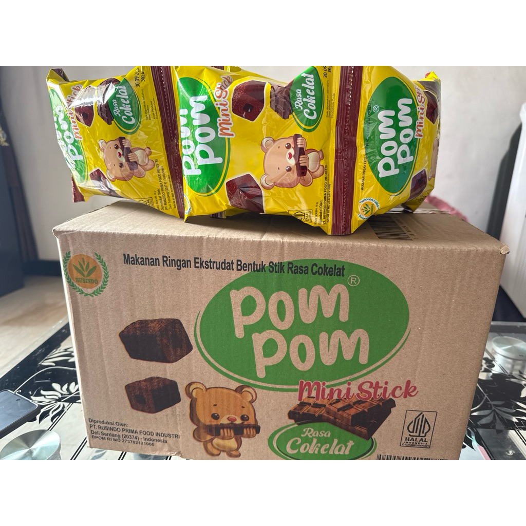 

Pom Pom snack stick rasa coklat bisa beli 1 kerdus