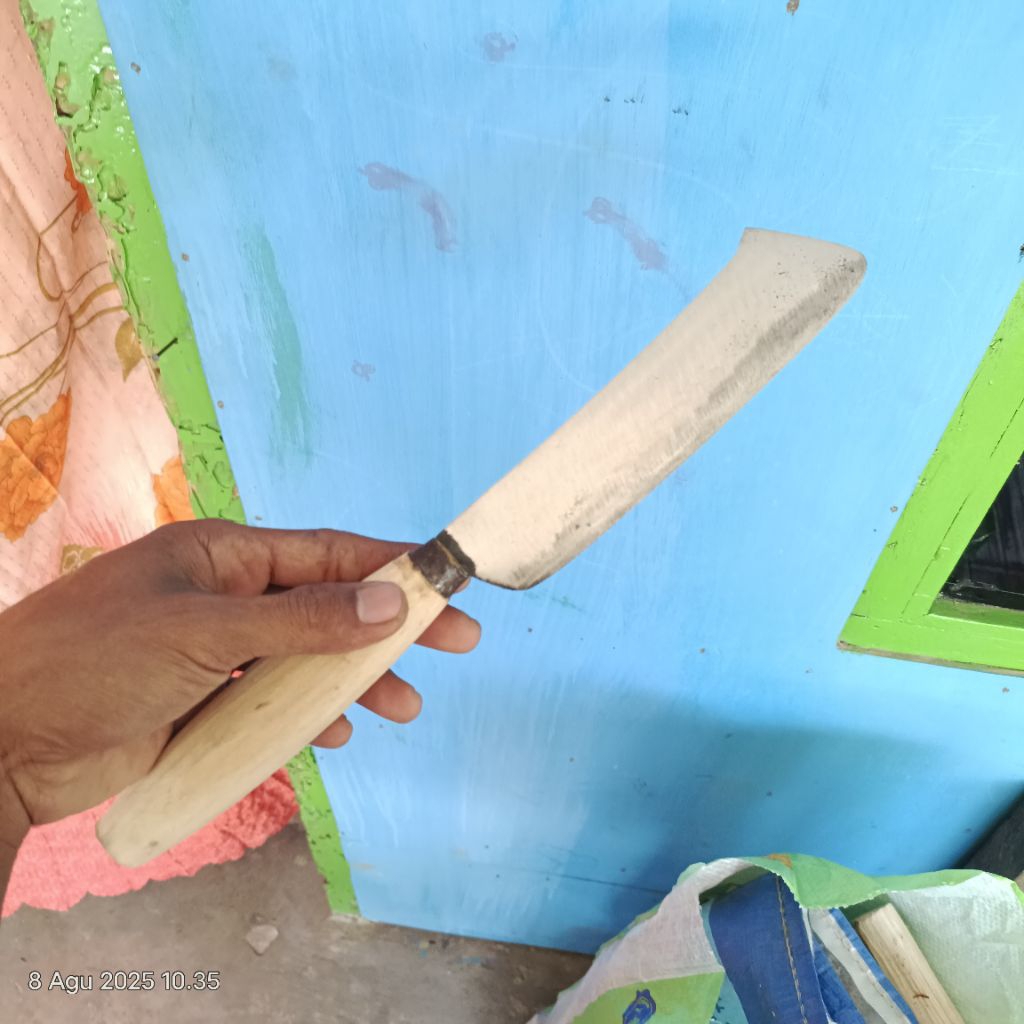 Pisau Dapur Tanggung Plat Baja Khas Madura