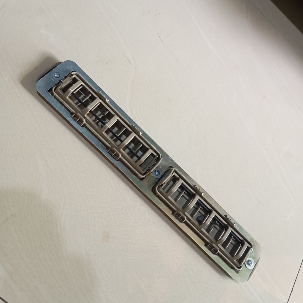 Kisi kisi Ac belakang Fortuner 2008-2015