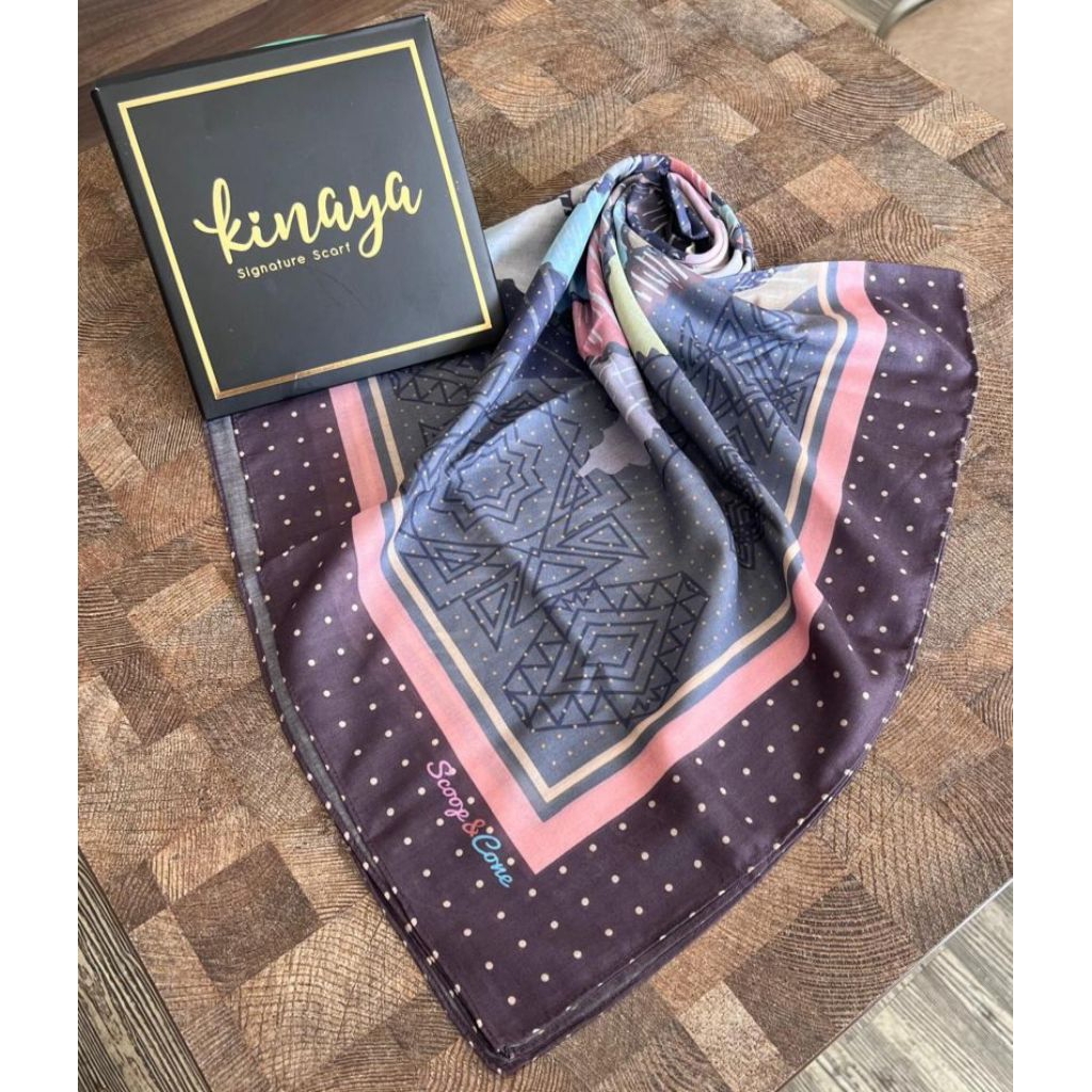 KINAYA SIGNATURE SCARF (PRELOVED)