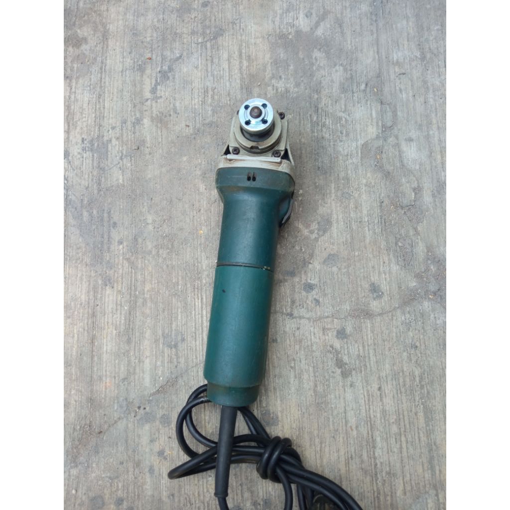 gerinda tangan merek Bosch kondisi bekas normal siap pakai kerja