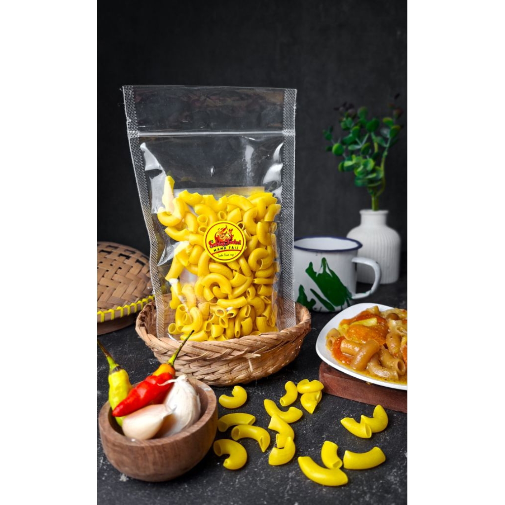 

seblak makaroni kuning dengan bumbu seblak jadul 100gr