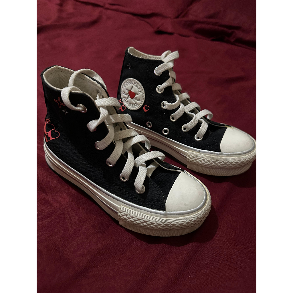 Sepatu converse anak sneakers hitam putih original preloved