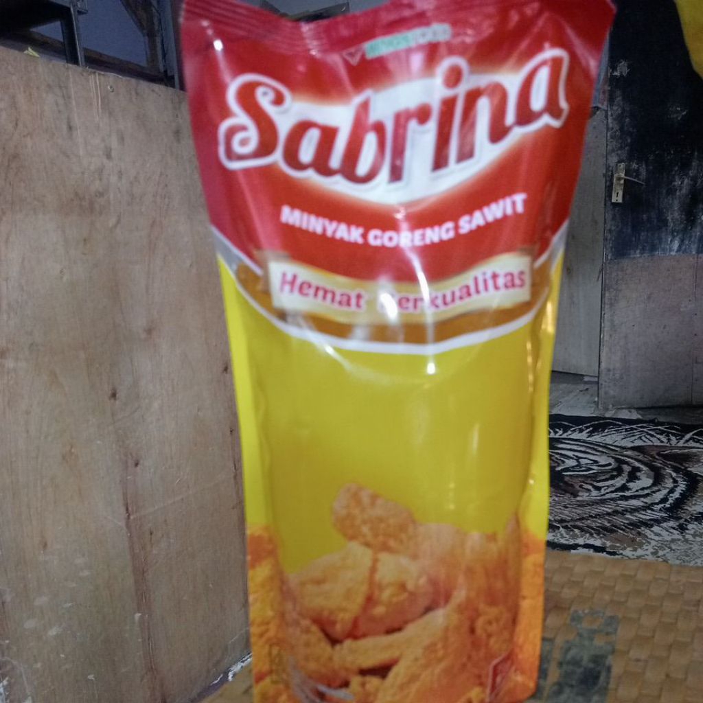 

Sabrina minyak goreng 1liter