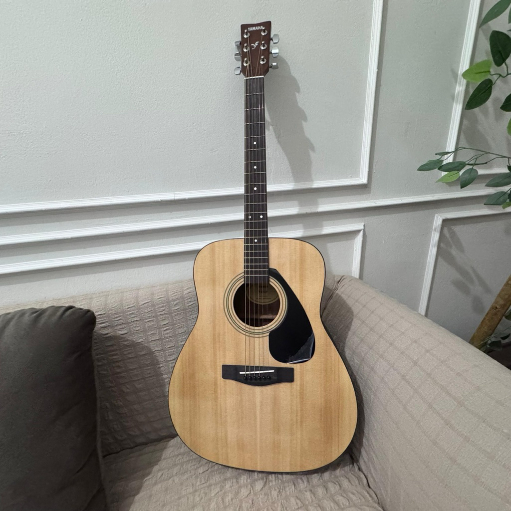 Preloved Gitar Yamaha F310