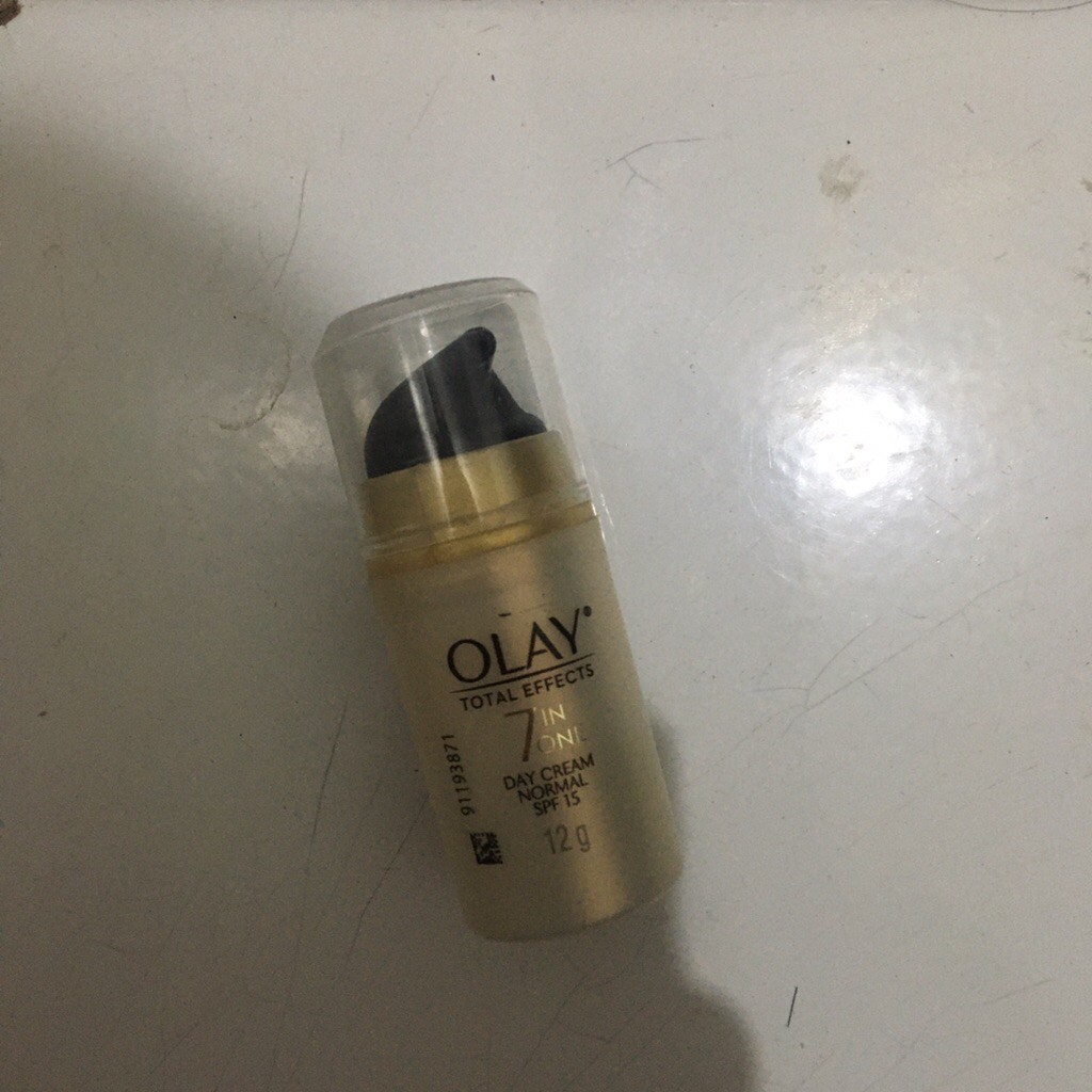 OLAY DAY CREAM