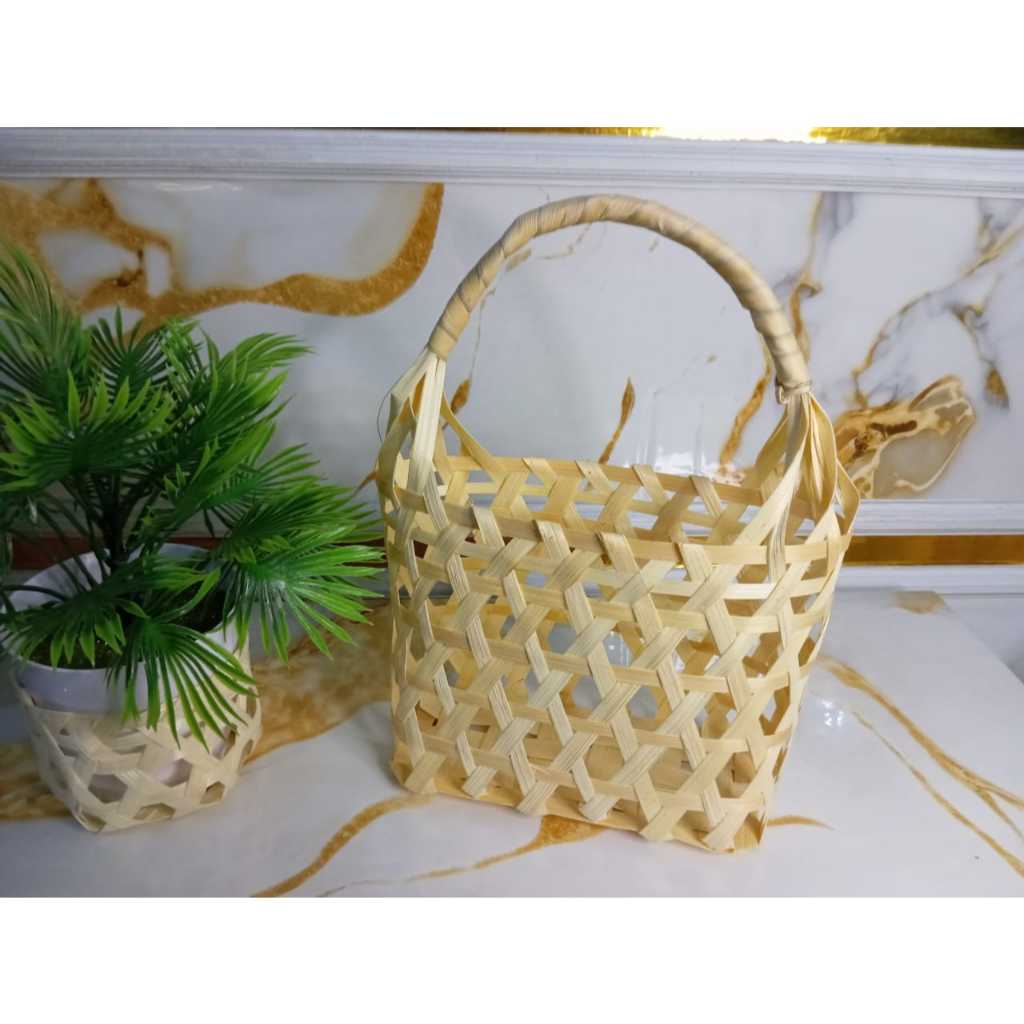 keranjang snack mini, tas kemasan bingkisan anyaman bambu rotan 17 x 10 x 10