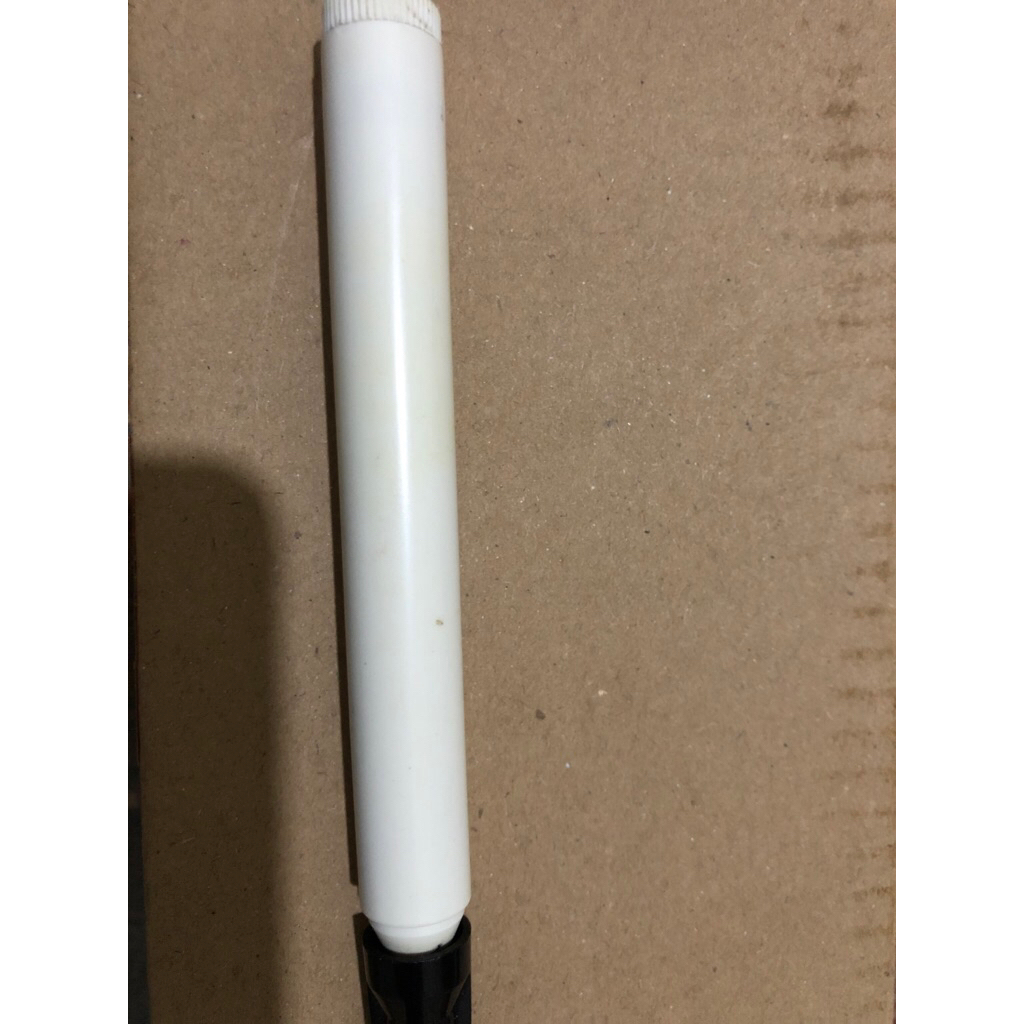 

Spidol merk andrao ombyok.