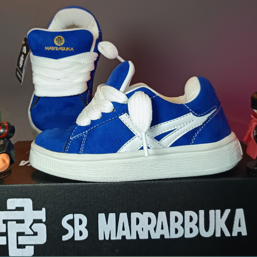 sepatu sneakers kasual pria wanita formal bahan SUEDE XL model tali busa gemuk warna biru terbaru sk