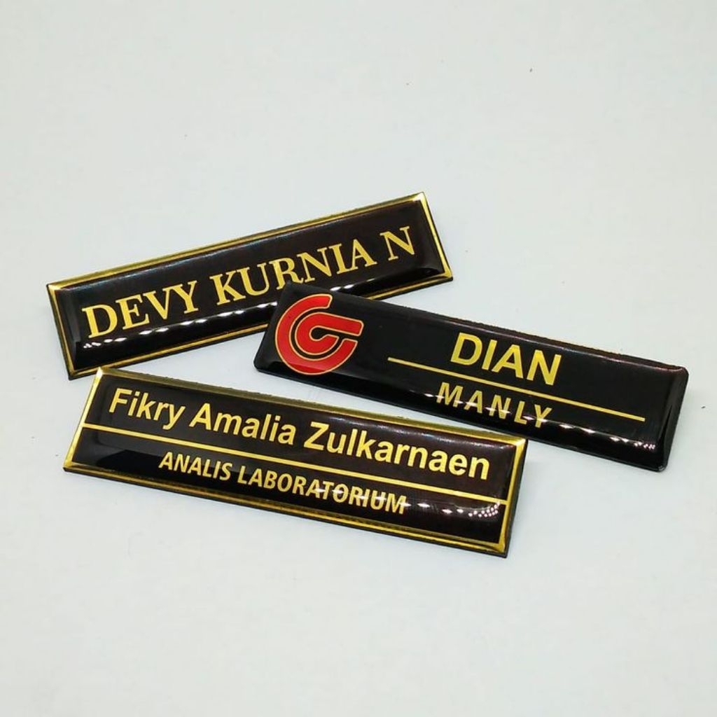 

Papan nama Kuningan Name Tage
