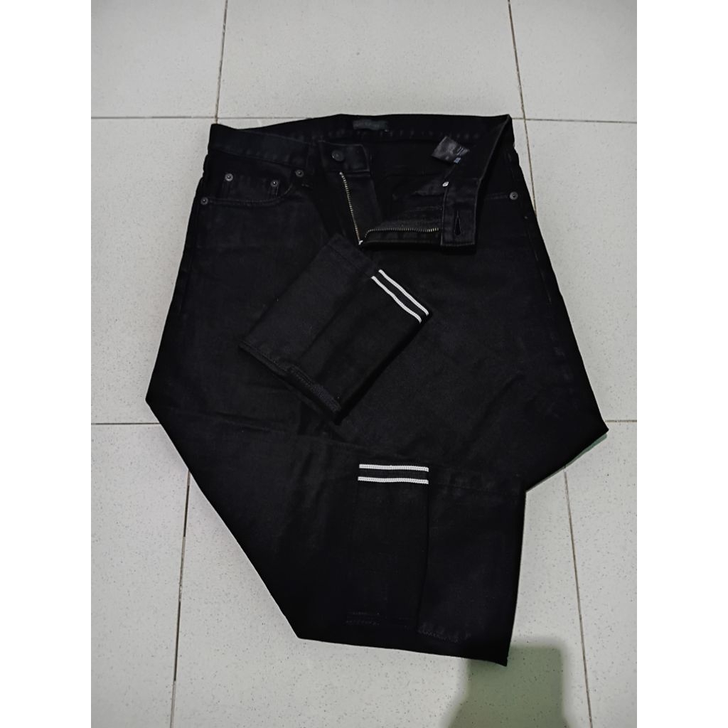 uniqlo selvedge black